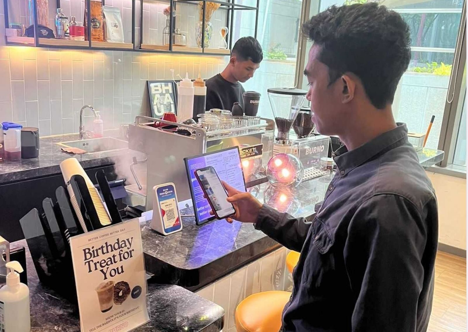 Gak Perlu Repot Keluarin Dompet, Cukup Pake QRIS Soundbox DANA di Burno Coffee!