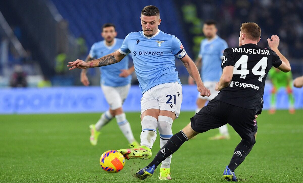 Juventus Membungkam Lazio di Leg Pertama Semifinal Coppa Italia