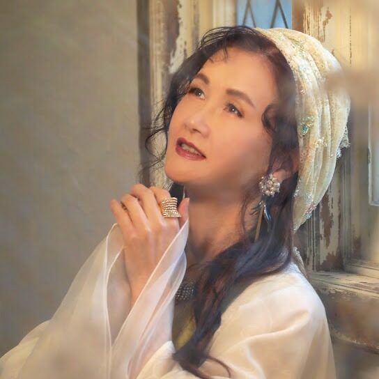 Miyuki Nakajima Fans, Bersiaplah! Lagu "Jidai" Akan Diputar di Teater Rak Buku!
