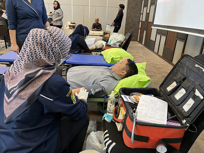 Donor darah di Aston banten