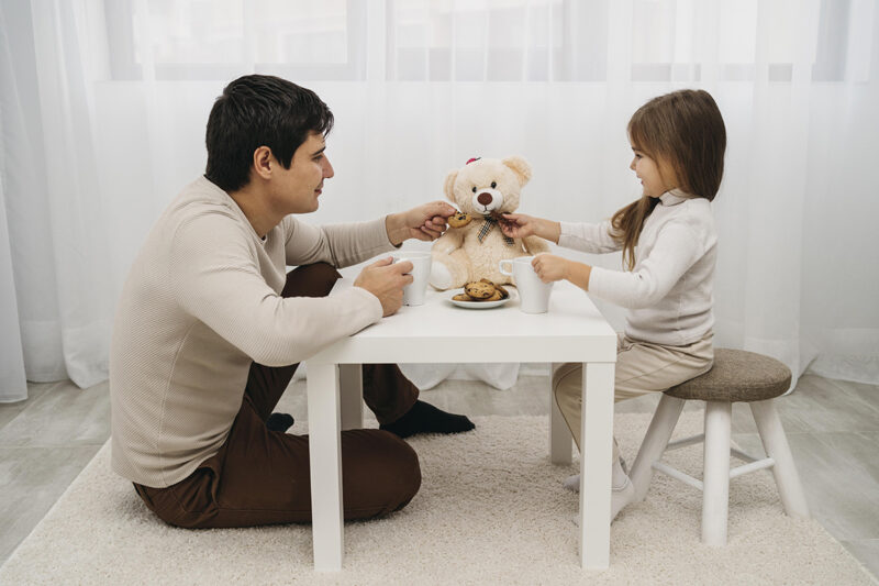 Gaya Parenting Berdasarkan Zodiak: Kenali Kelebihan dan Tantangannya