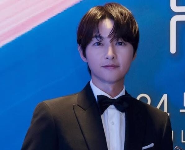 Song Joong-ki Curhat Emosional Soal Kegagalan Film 'Bogota'