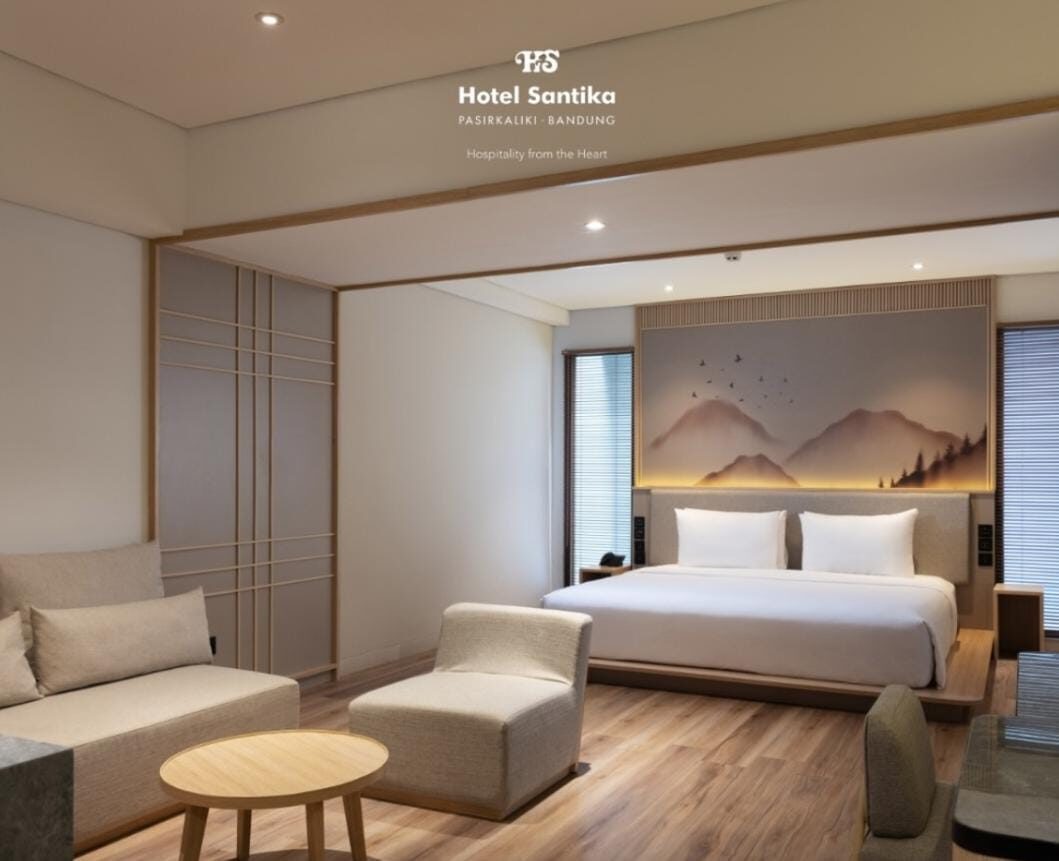 Imlek 2025 Makin Meriah dengan "Year of the Snake Dinner" di Hotel Santika Pasir Kaliki Bandung