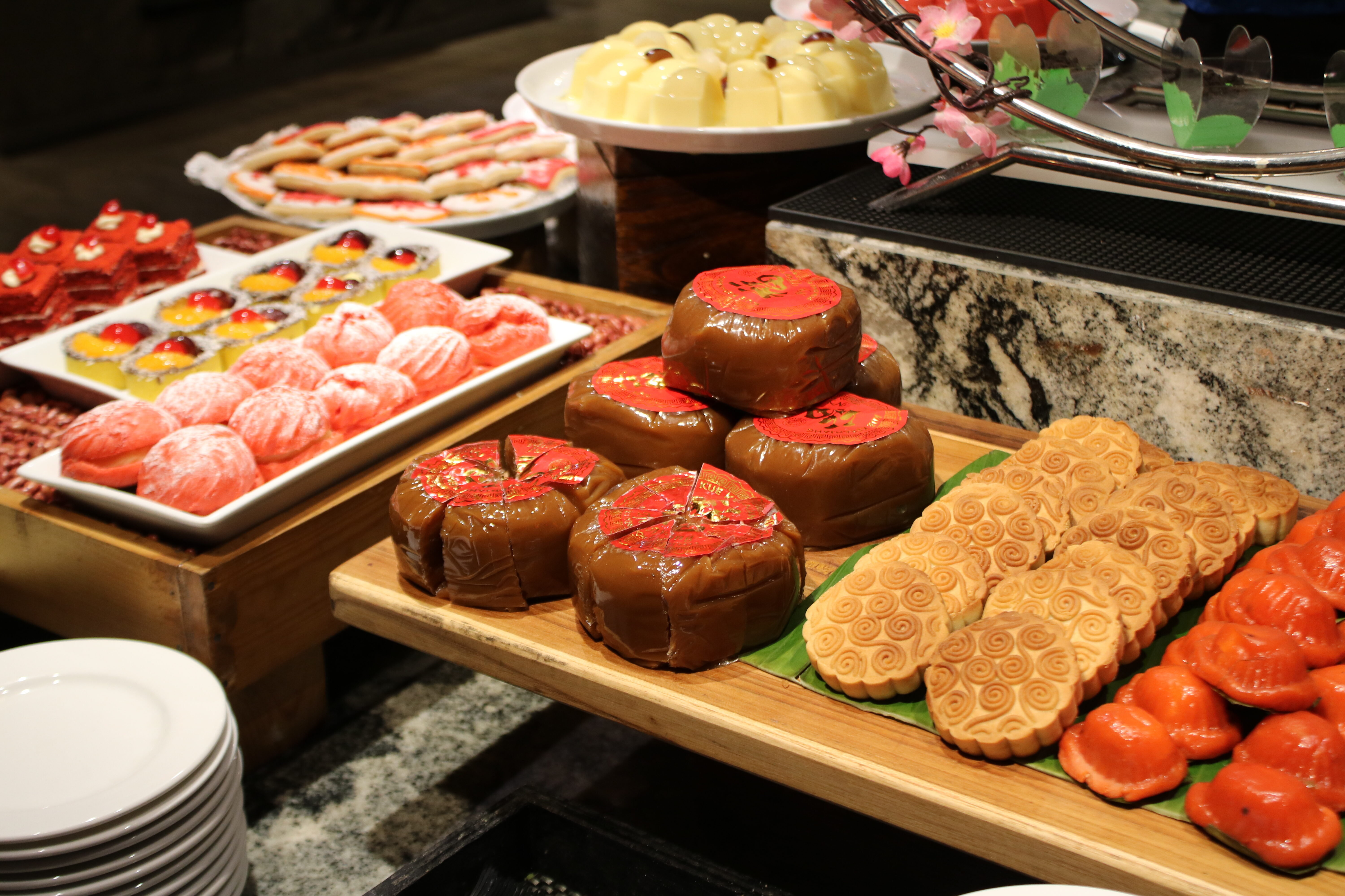 Luminor Hotel Pecenongan Sukses Gelar Dinner Chinese New Year