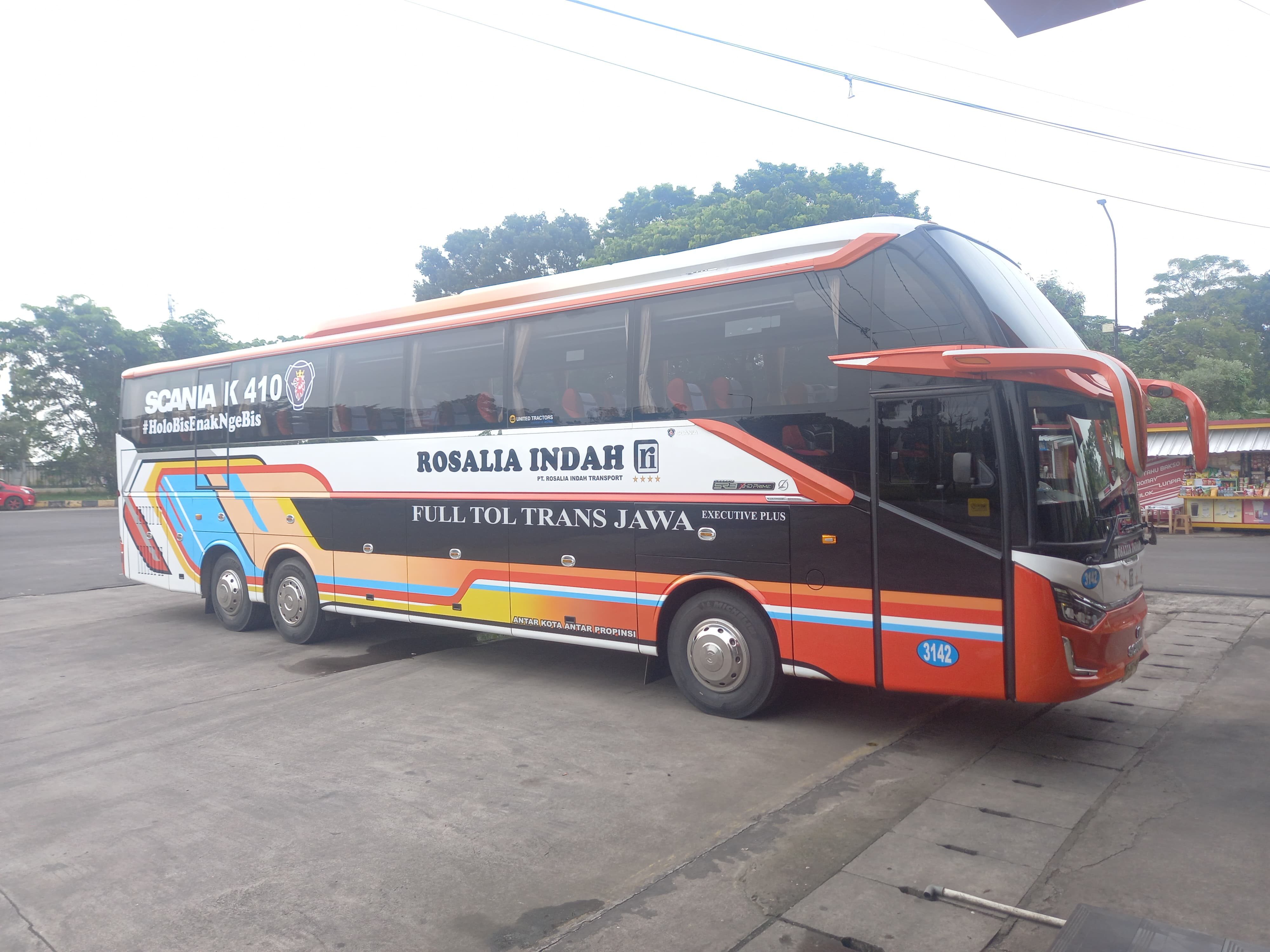 Inilah 5 Tips Aman dan Nyaman Travelling Naik Bus Saat Libur Panjang