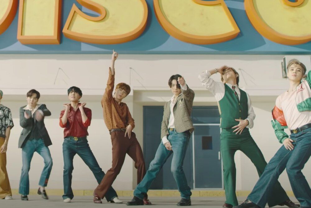 Rekor Baru BTS! 'Dynamite' Jadi Lagu K-Pop Pertama dengan 2 Miliar Streaming