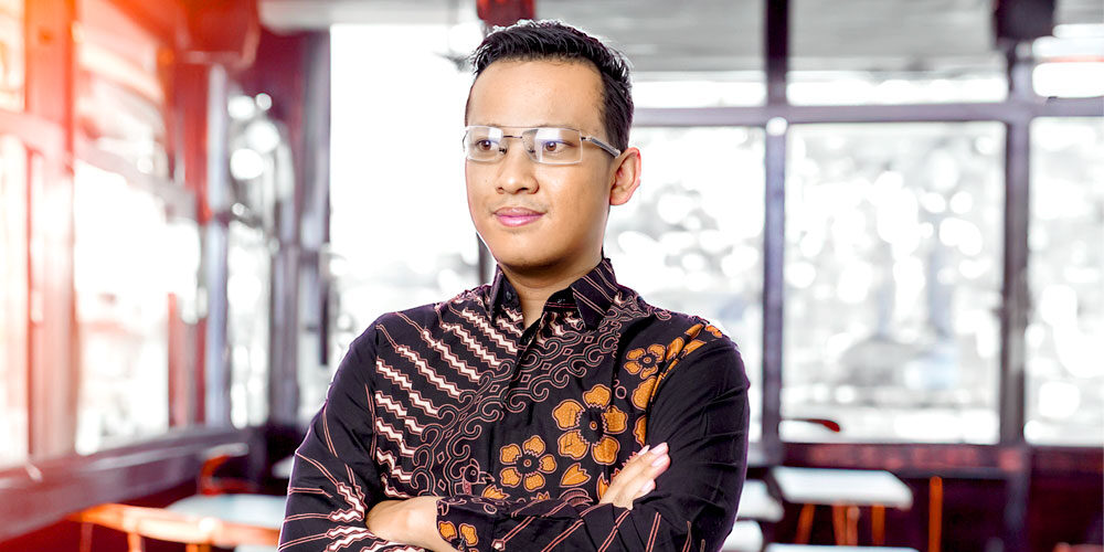 Industri Fashion Batik, Warisan Budaya yang Bertransformasi Menjadi Fashion Ikon Mode Global