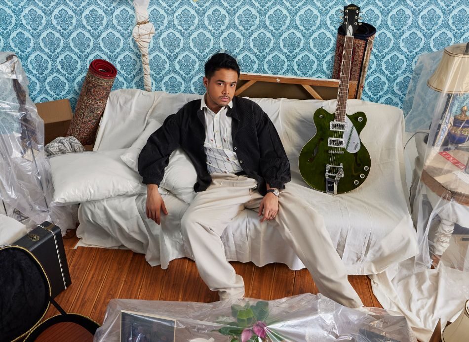 Jelang Peluncuran Album Baru, Nadhif Basalamah Rilis Single "Bergema Sampai Selamanya"