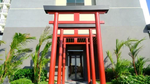 Staycation Seru dengan Nuansa Jepang hanya di Hotel Osaka Pantai Indah Kapuk 2!