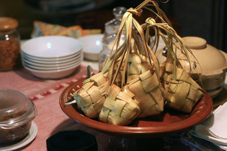 Ketupat: Sajian Lebaran Khas Indonesia dengan Filosofi Mendalam