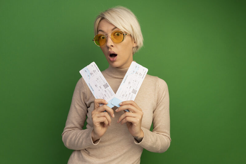War Tiket Mudik: Begini Cara Setiap Zodiak Berstrategi Biar Gak Ketinggalan Kereta!