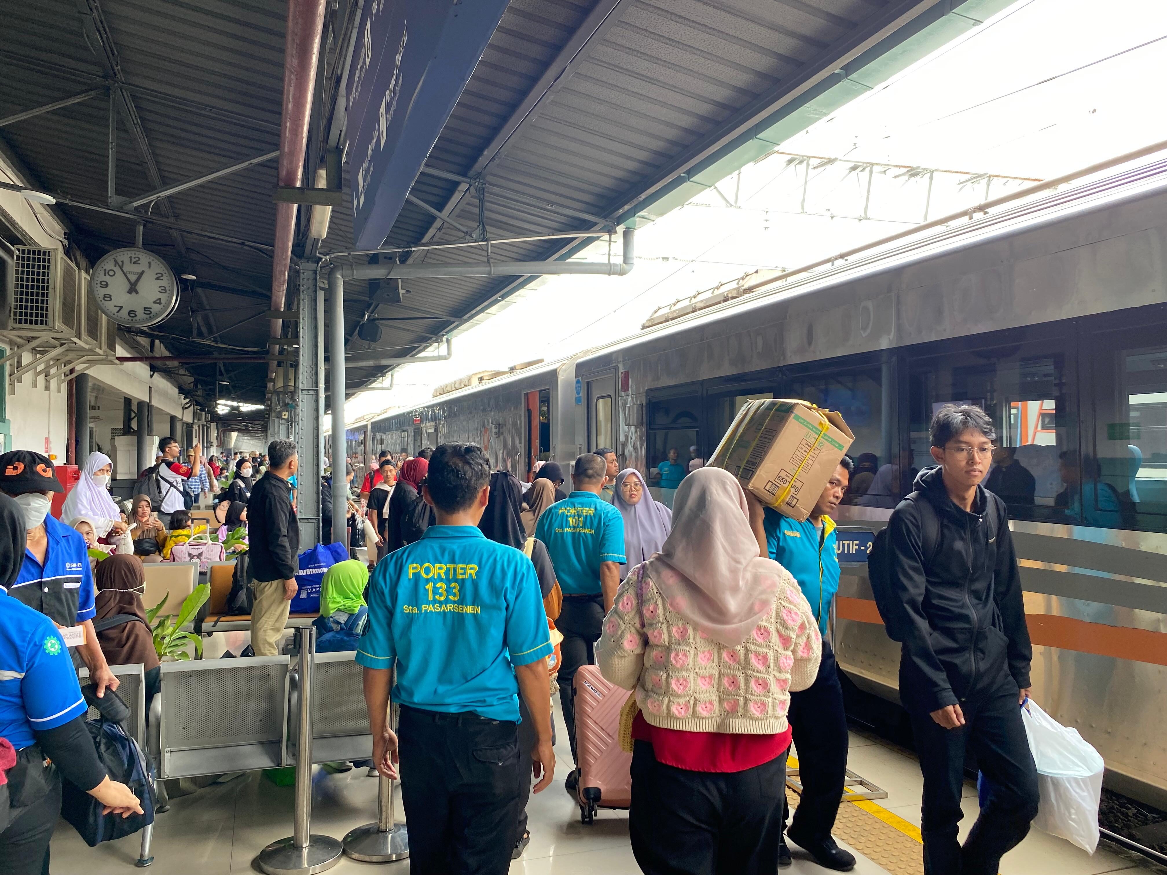 650 Ribu Lebih Tiket KAJJ dari Stasiun Gambir dan Pasar Senen Telah Terjual pada H-8 Lebaran 2025