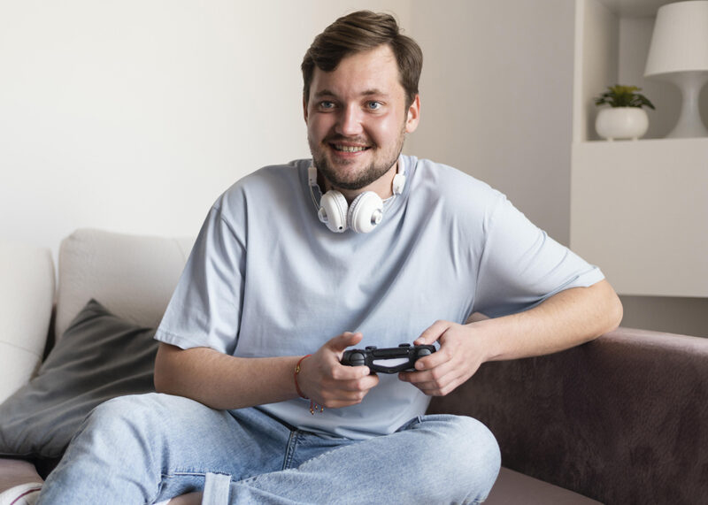 Gamer di Usia 30-an: Antara Tanggung Jawab dan Pelarian yang Penuh Makna