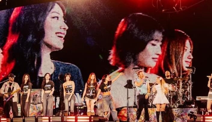 Kolaborasi Internasional! Coldplay dan TWICE Rilis "WE PRAY" Versi Spesial