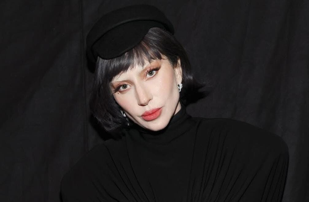 Lady Gaga Minta Maaf karena Mikrofon Rusak di Coachella: "Setidaknya Aku Nyanyi Live!"