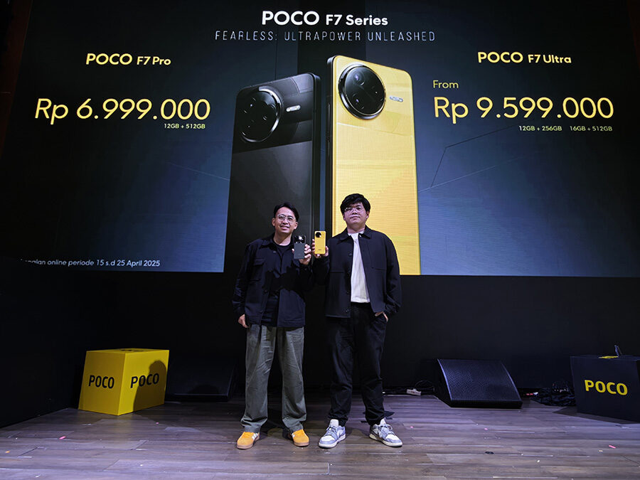 [dari kiri ke kanan] Abee Hakiim, Product PR Manager POCO Indonesia; Jeksen, Product Marketing Manager POCO Indonesia - sumber foto Istimewa