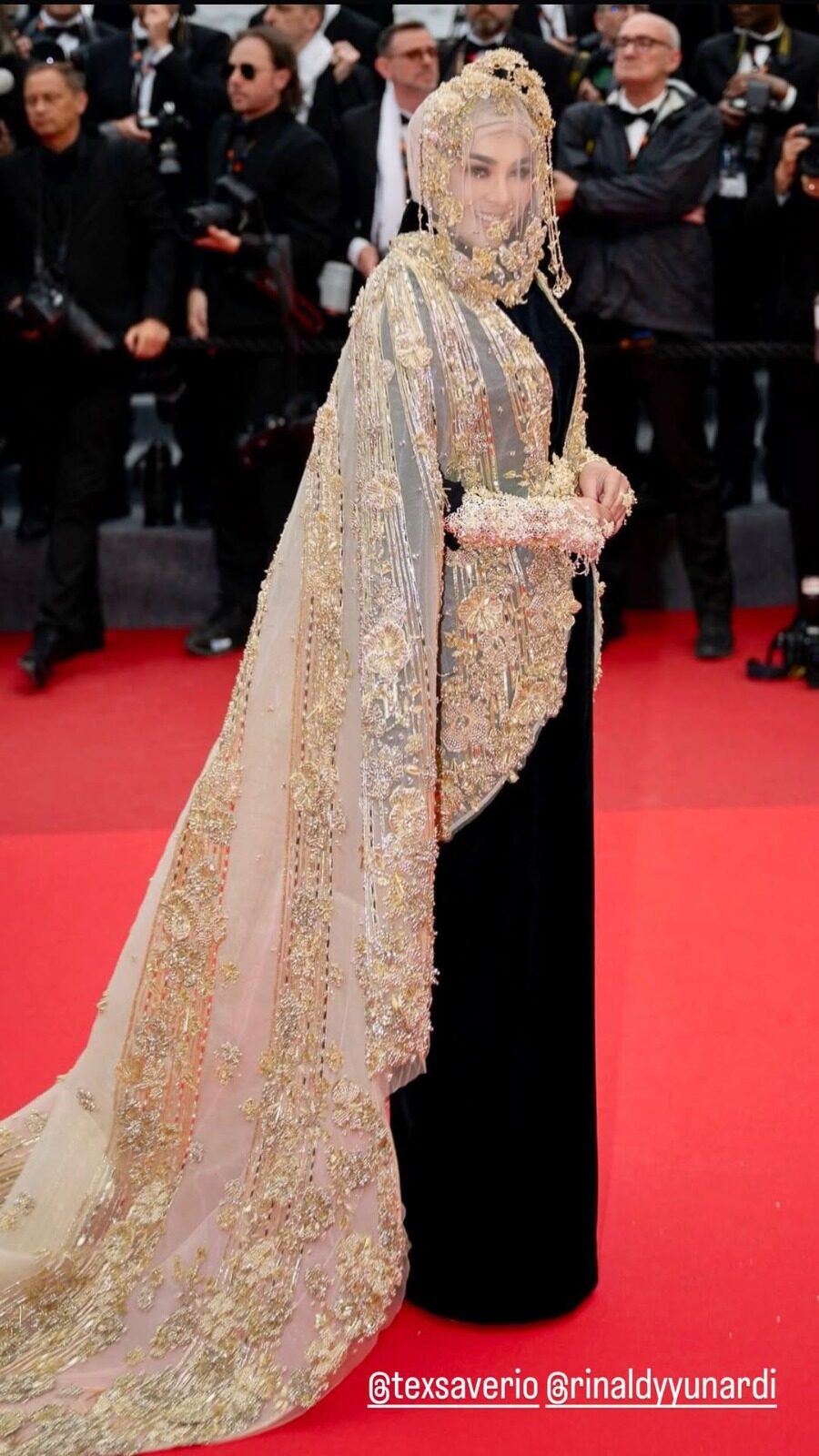 Syahrini Terima Penghargaan "Leaders & Influencers" dari UNESCO di Cannes