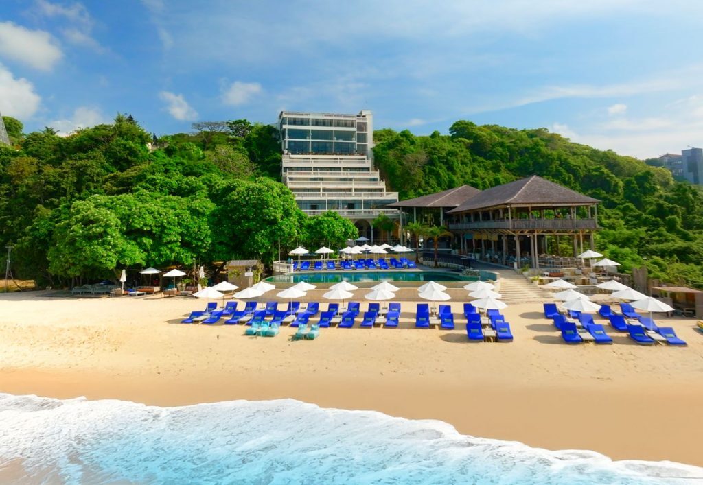 CANNA dengan bangga mengumumkan elevasinya dari
konsep beach club menjadi destinasi terintegrasi yang mempersembahkan beragam venue di
tepi pantai ekslusif Nusa Dua.