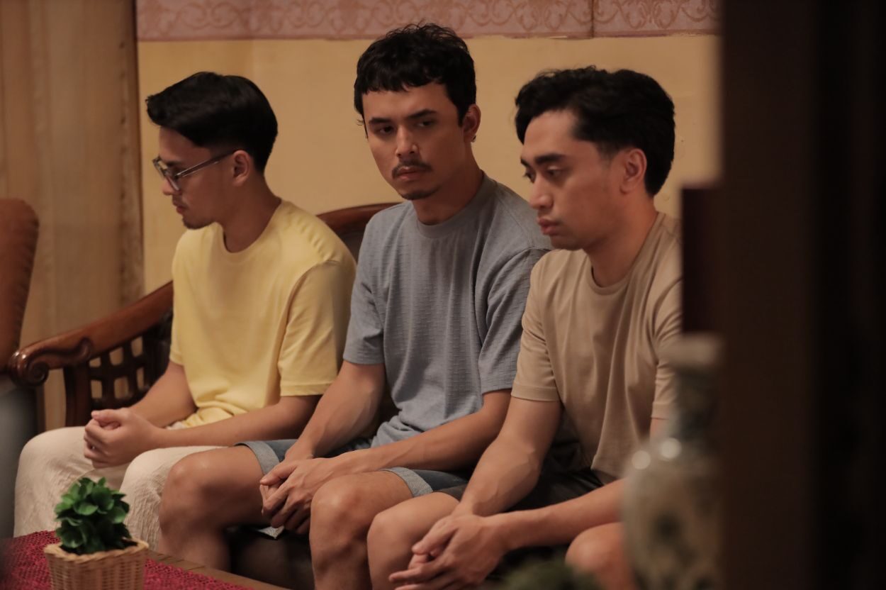 Film Komedi Romantis "Jodoh 3 Bujang" Angkat Fenomena Nikah Kembar