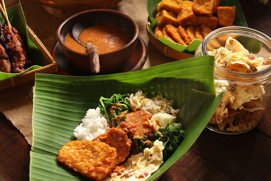 Pecel Masuk Daftar 10 Salad Terenak Dunia Versi TasteAtlas, Bersaing dengan Salad Eropa