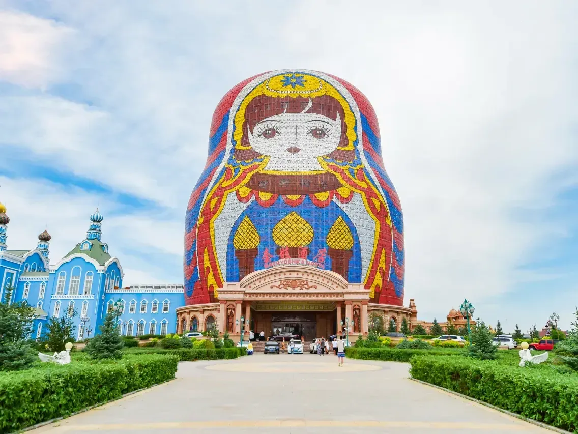 Hotel Unik Matryoshka di Inner Mongolia, Antara Mimpi Fairy Tale dan Boneka Mata Seribu