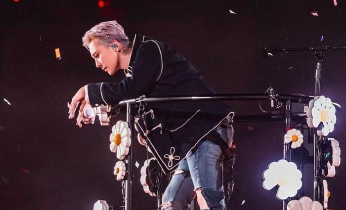 Kemurahan Hati G-DRAGON Jadi Sorotan, Beri Hadiah Spesial Untuk Para Penari Tur Dunia