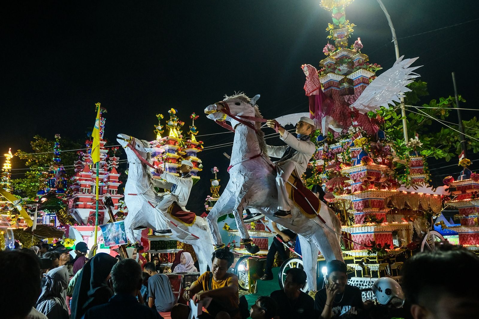 Bengkulu Panen Wisatawan! Festival Tabut 2025 Tembus 200 Ribu Pengunjung
