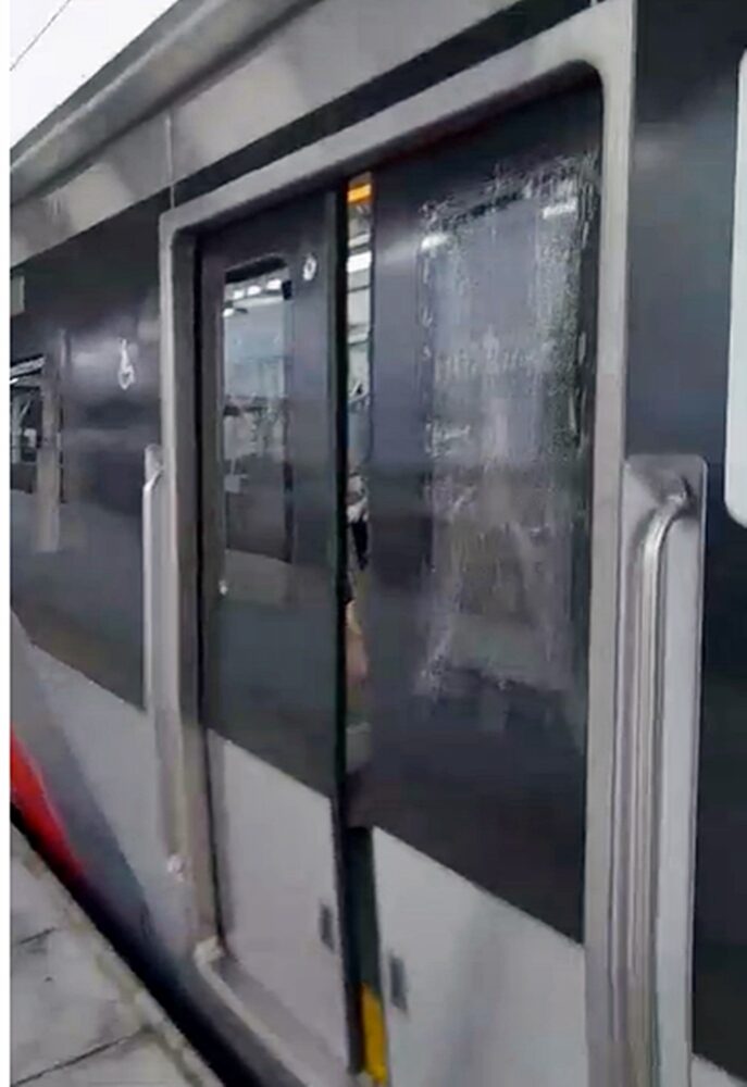 Aksi Pelemparan Batu ke Arah Kereta di Bogor, Ancaman Nyata bagi Keselamatan Publik