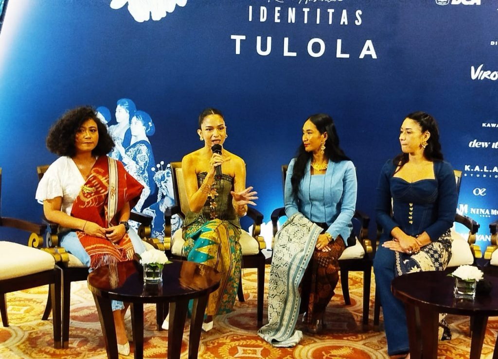 TULOLA dan Kawan Nusantara: IDENTITAS
Perjalanan Mengenal Jati Diri Lewat Perhiasan, Tas Artwear, dan Kolaborasi Seni. (Foto: Urbanvibes.id/R Indriani)