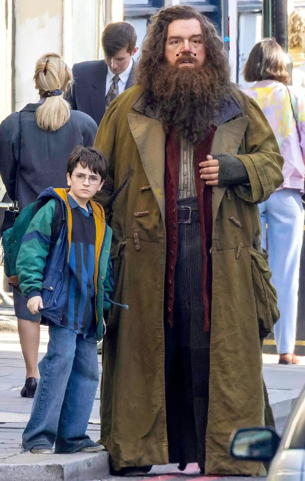 Nick Frost Jadi Hagrid, Dominic McLaughlin Jadi Harry: Intip Syuting Perdana Serial Harry Potter HBO