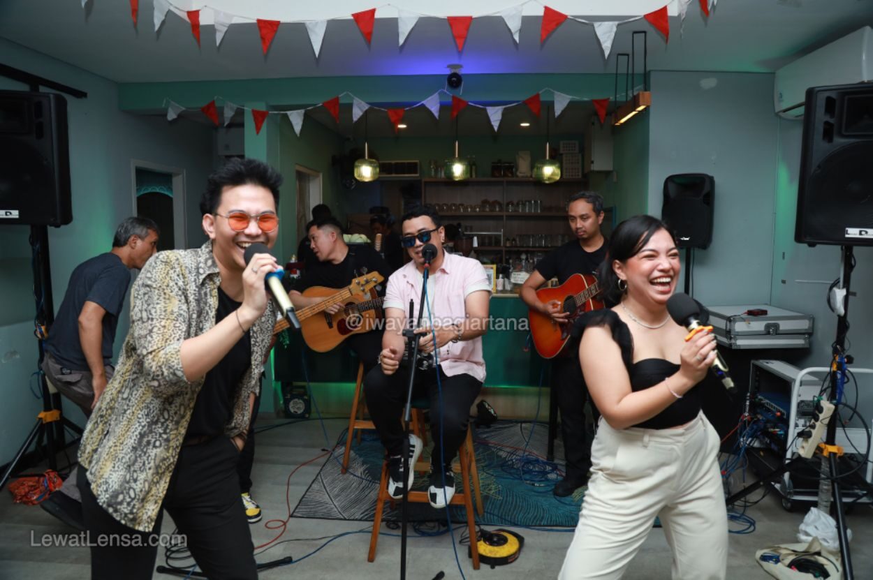 Selebrasi Cinta dan Musik, Pasangan Musisi Helma Namira dan Alif Toeanradjo Ambil Alih Main-Main di Cipete Vol. 24