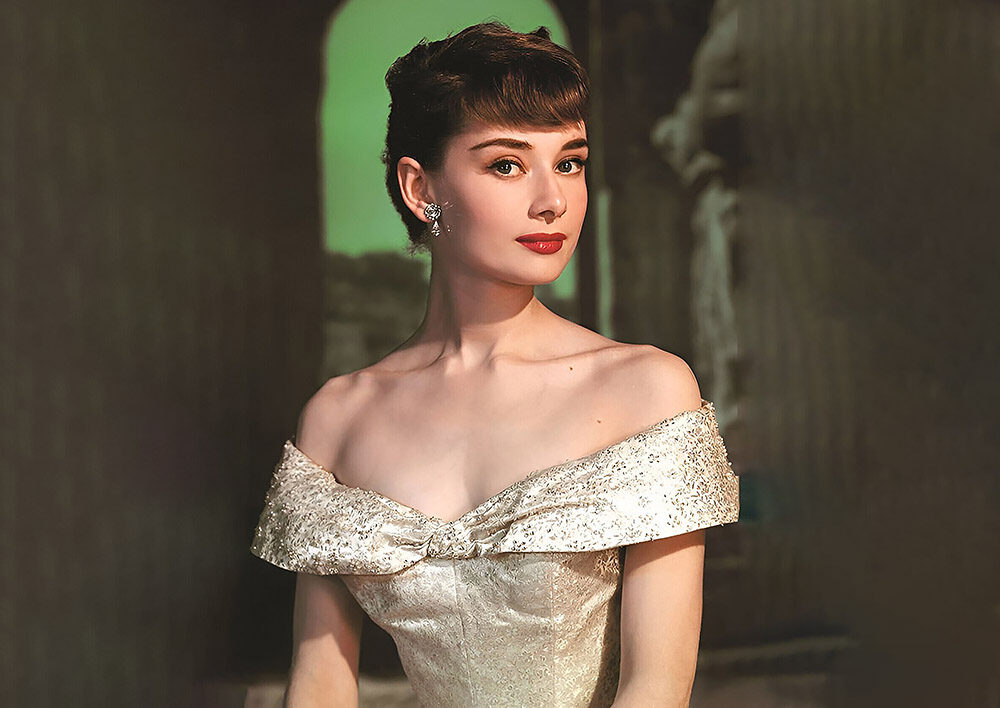 Audrey Hepburn Polyglot, Dari Inggris Sampai Italia, 6 Bahasa yang Menghidupkan Pesonanya
