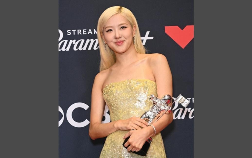 RosÃƒÂ© BLACKPINK  Artis K-pop Pertama Raih Song of the Year di MTV VMA 2025