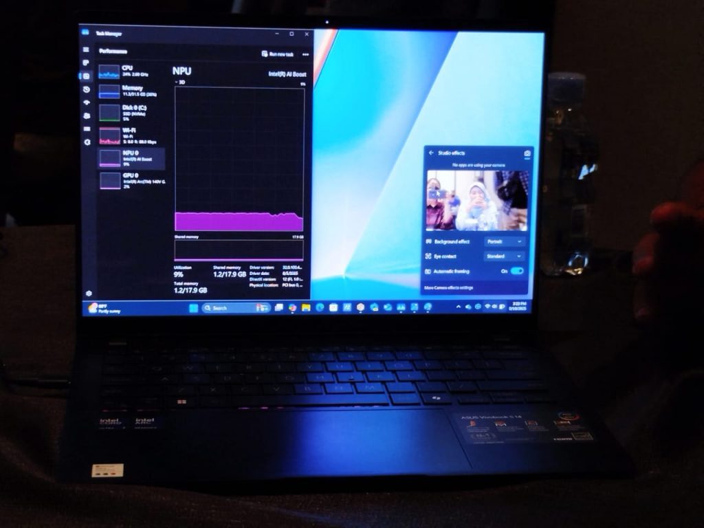ASUS kuasai 60% pasar Copilot+ PC di Indonesia lewat laptop AI dengan performa tinggi 45+ TOPS, layar OLED terbaik, dan layanan purna jual unggulan. (Foto: Urbanvibes/R Indriani)