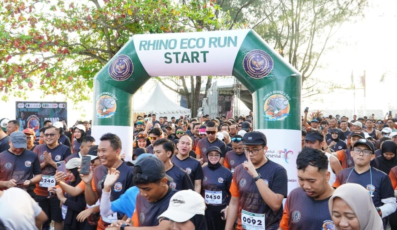 Rhino Eco Run 2025 di Tanjung Lesung: Lari Sehat Sambil Jaga Lingkungan