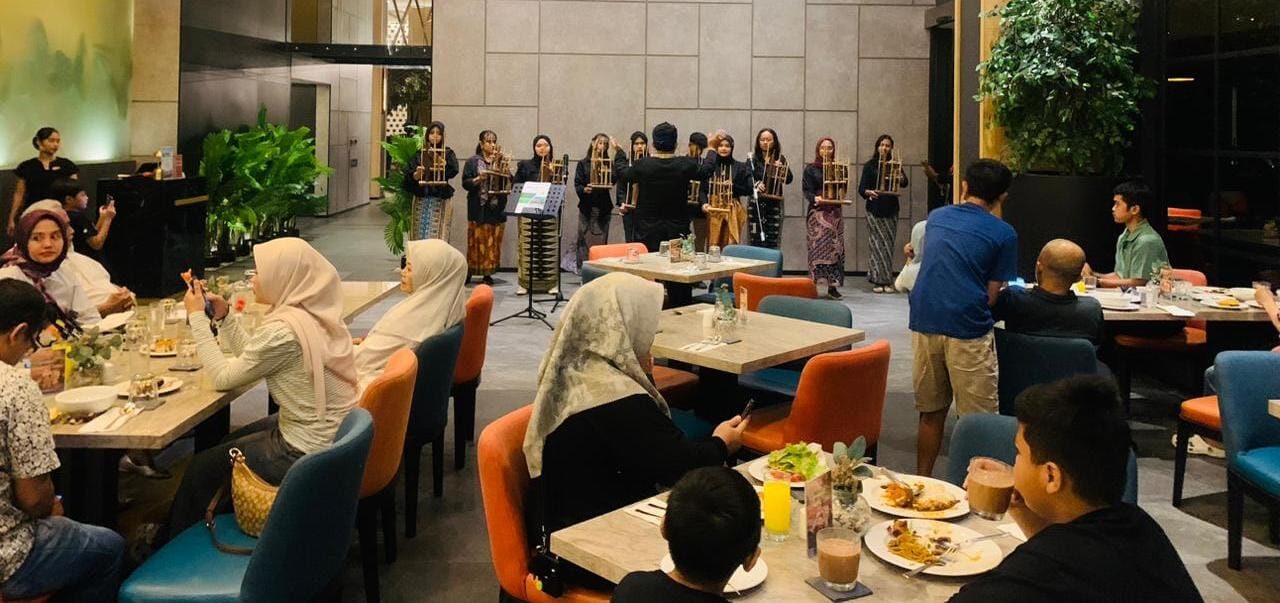 Rayakan Batik, Budaya, dan Kebersamaan: Aston Serang, Cilegon, dan Anyer Hadirkan Momen Spesial untuk Tamu dan Komunitas