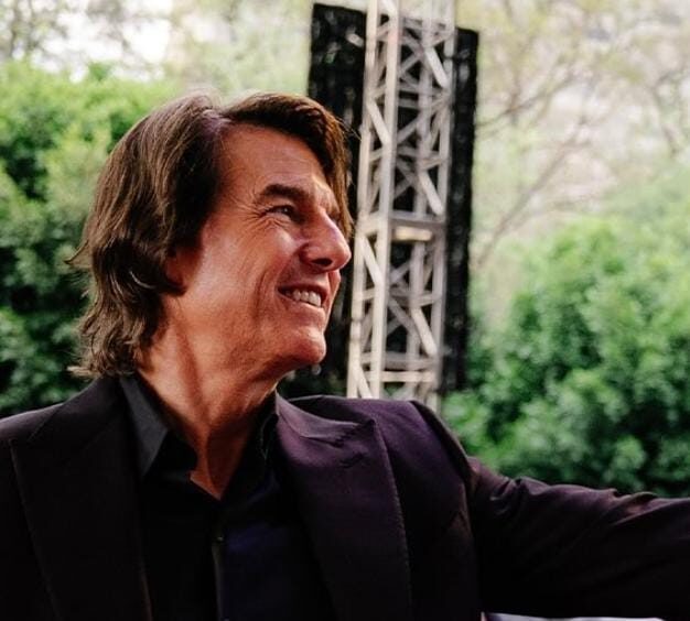 Tom Cruise & Ana de Armas di Kabarkan Rencanakan Pernikahan Futuristik di Luar Angkasa