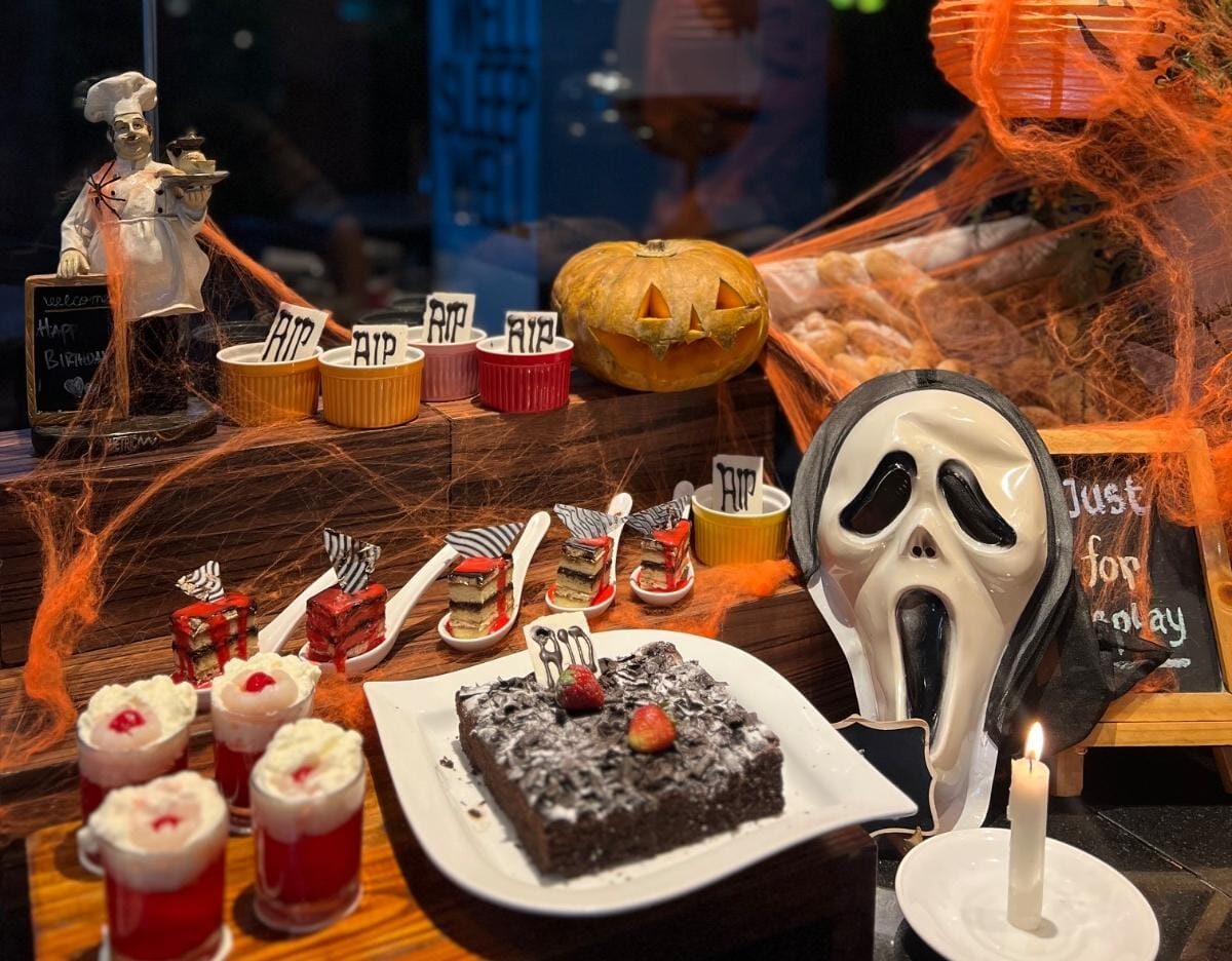 "Malabar Halloween Dinner" di The Maleo Resto & Bar Sotis Hotel: Sensasi Makan Malam Seram di Jakarta!