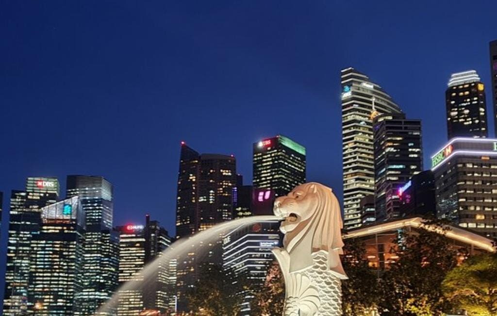 Singapura Dinobatkan Sebagai Negara Paling Aman di Dunia untuk Jalan Kaki Malam Hari