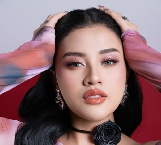 Cara Shabrina Leanor Sembuhkan Luka dalam Lagu "Sembuh Kembali"