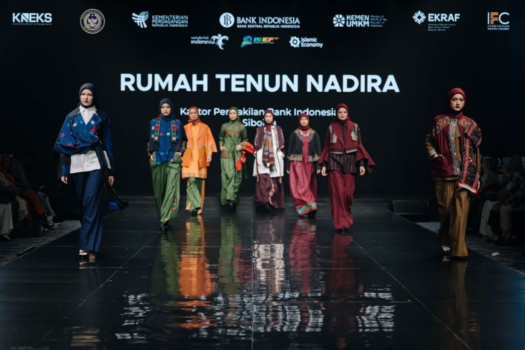 Rumah Tenun Nadira - KPW BI Sibolga tampil di IN2MOTIONFEST 2025. (Foto: Dok. IN2MOTIONFEST 2025)