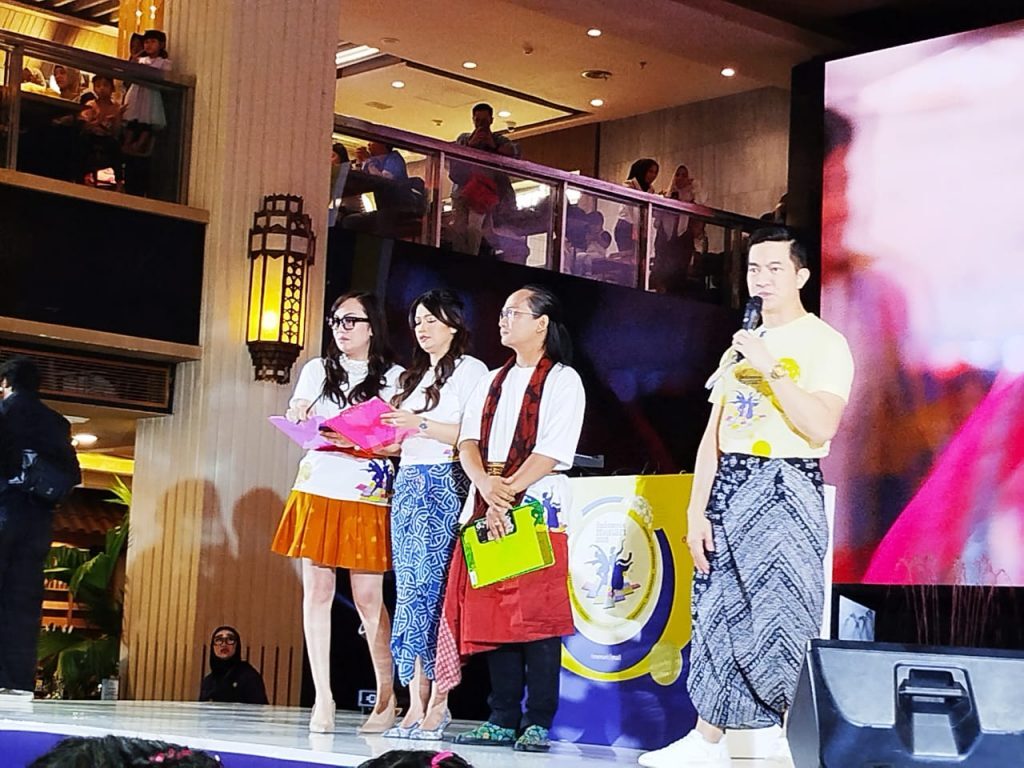 Para juri di Indonesia Menari 2025 yang digelar di Grand Indonesia, Jakarta, Minggu (12/10/2025). (Foto: Urbanvibes/R Indriani)