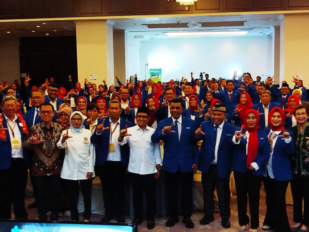 Menteri Koordinator Bidang Pembangunan Manusia dan Kebudayaan (Menko PMK), Abdul Muhaimin Iskandar, membuka secara resmi Rapat Kerja Nasional (Rakernas) II Lembaga Akreditasi Gabungan Kesehatan Primer Indonesia (Lafkespri) tahun 2025 di Jakarta, Jumat (17/10/2025). (Foto: Urbanvibes/R Indriani)