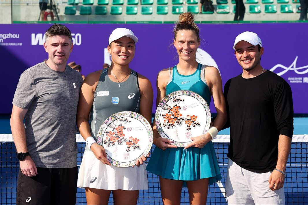 Janice Tjen Kobarkan Harapan Tenis Indonesia! Tiga Gelar dalam Sebulan, Kini Sasar WTA 250 Chennai!