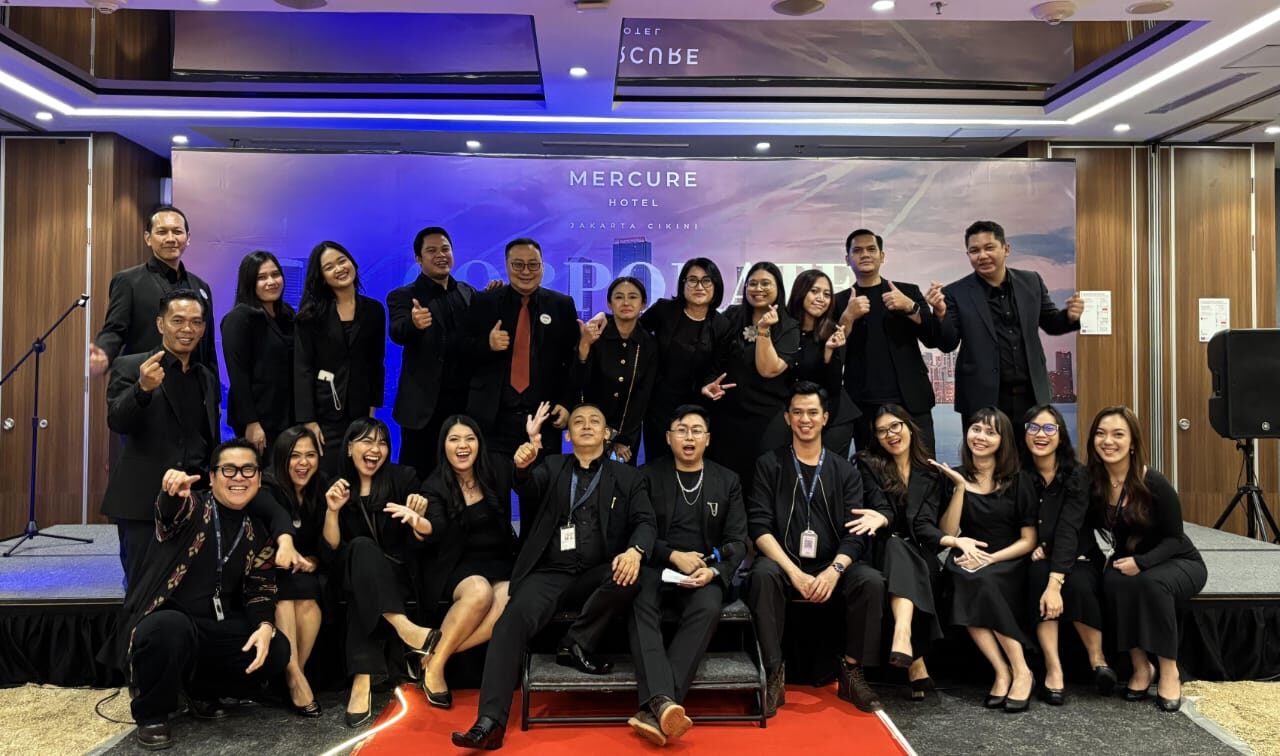 Mercure Jakarta Cikini Gelar Corporate & Media Gathering 2025, Luncurkan "Asian Grill" dan Konsep New Year's Eve Bertema Miami Beach
