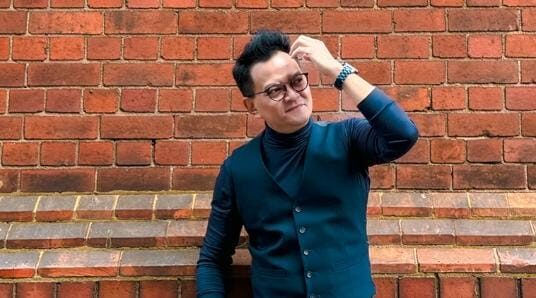 Hedi Yunus Rilis "Rasa Tak Tersampaikan" Lagu Baru untuk Perasaan yang Lama Dipendam, Kolaborasi Hangat dengan Melly Goeslaw