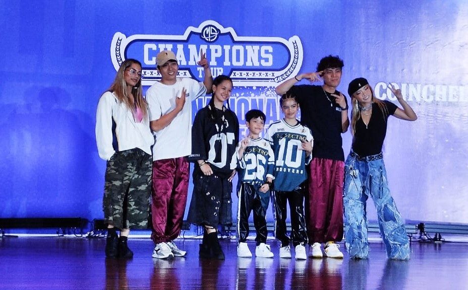 Para dancer yang hadir di konferensi pers International StreetDance Festival–Champions Tour di Taman Mini Indonesia Indah (TMII), Jakarta, Minggu (23/11/2025). (Foto: Urbanvibes/R Indriani)