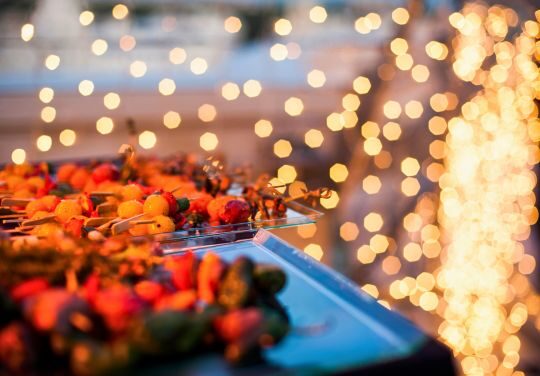 Holly Jolly BBQ Christmas! Rayakan Natal Penuh Cita Rasa di Vega Hotel Gading Serpong