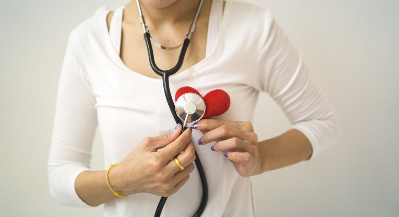 Setiap Menit Berharga: Waspadai Bahaya Jantung dan Stroke di World Heart and Stroke Day