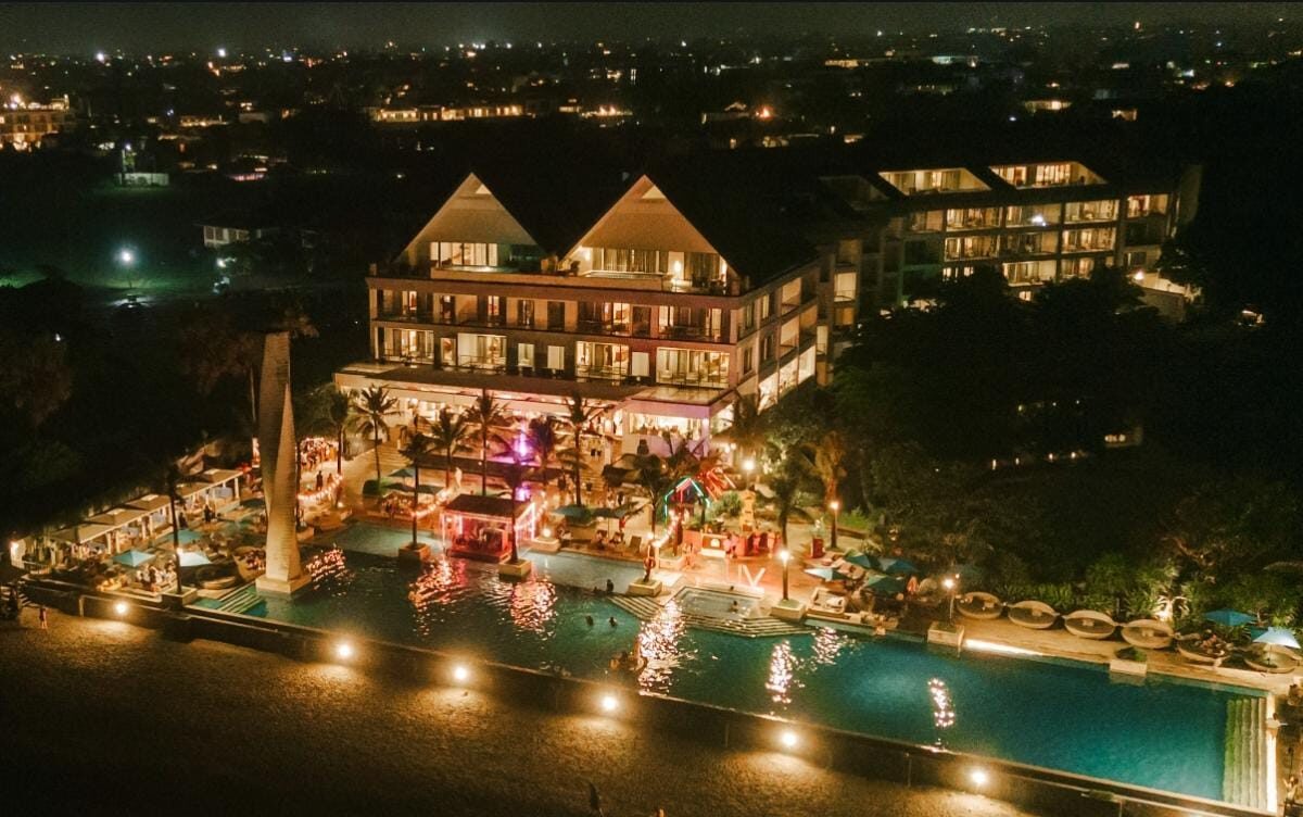 Vue Canggu LV8 Resort Hotel Hadirkan Malam Tahun Baru Megah Bertema Twilight of the Sea – Seafood, Show, dan Stellar Vibes!